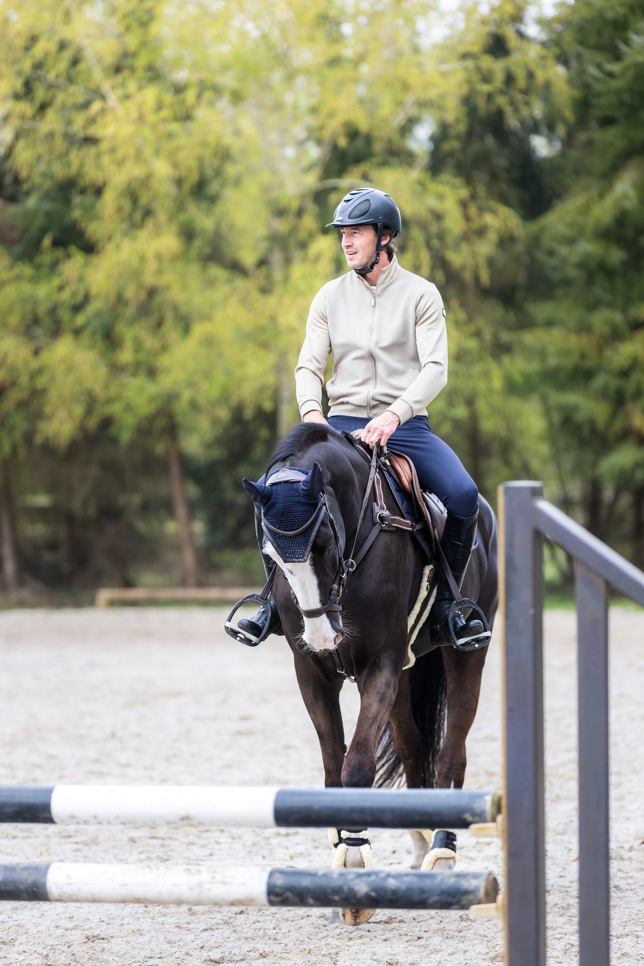 Jurre van Bommel during a jumping training session between the poles